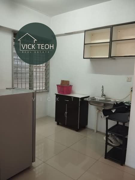 Pangsapuri untuk Dijual di Taman Lone Pine (Medium Low Cost) - Vick Teoh - Kitchen - PropertyGuru.com.my