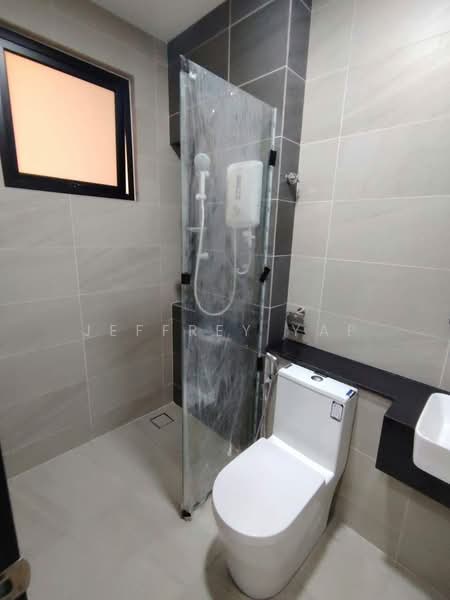 Servis Apartment untuk Disewa di 2Rio Residence @ Bandar Puteri Puchong - Jeffrey Yap - Bathroom - PropertyGuru.com.my