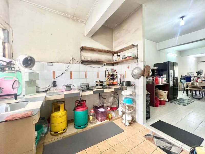 2-storey Terraced House for Sale in Taman Sutera (Kajang) - Mahafiz . - Kitchen - PropertyGuru.com.my