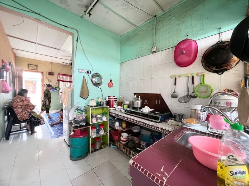 Flat for Sale at Pangsapuri Sri Indah - Haslinda Ahmad Razali - PropertyGuru.com.my