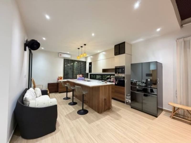 Rumah Berkembar untuk Dijual di Bandar Dato Onn (Tebrau) - Ong Lih Shyan - Kitchen - PropertyGuru.com.my