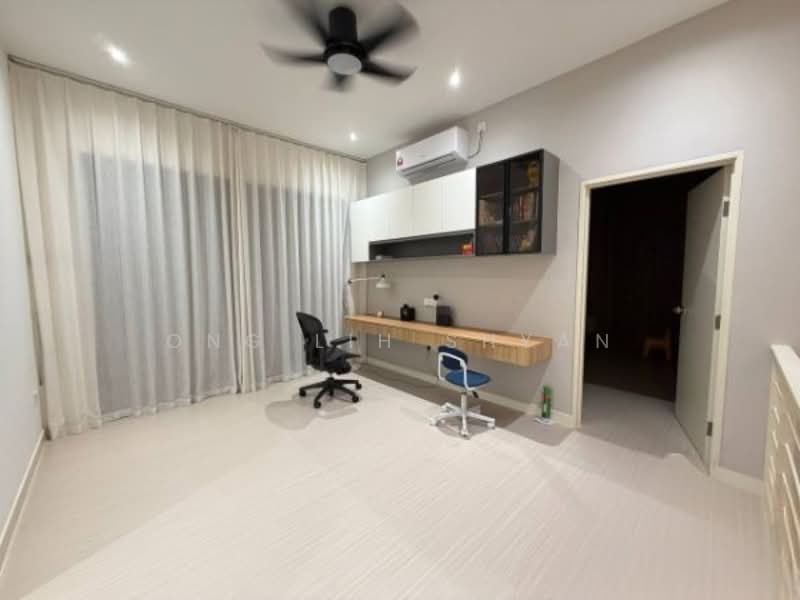 Rumah Berkembar untuk Dijual di Bandar Dato Onn (Tebrau) - Ong Lih Shyan - Study - PropertyGuru.com.my