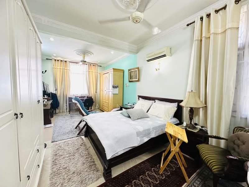 Bungalow for Sale in Seksyen 11 (Shah Alam) - Sa'a Nordin - Bedroom - PropertyGuru.com.my