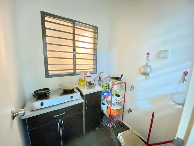 Apartment for Sale at Harmoni @ Eco Majestic - Azli Ibrahim - Kitchen - PropertyGuru.com.my