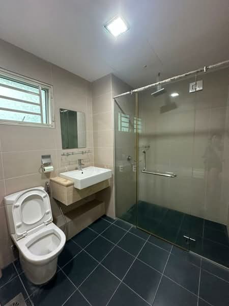 Condominium for Rent at BayStar Condominium - Xinnee . - Bathroom - PropertyGuru.com.my