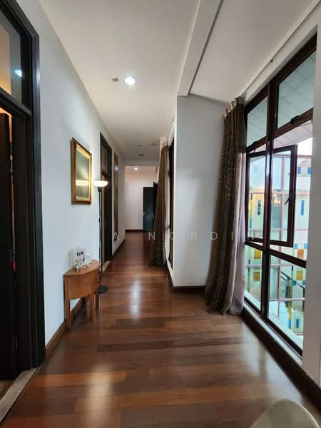Bungalow for Sale in Bukit Jelutong (Shah Alam) - Sa'a Nordin - Corridor - PropertyGuru.com.my