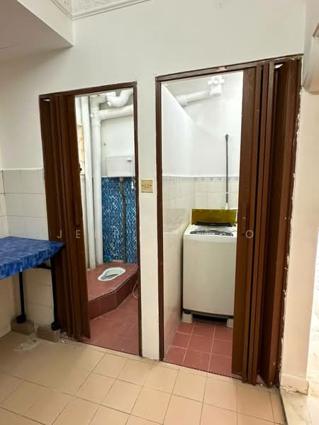 Condominium for Sale at Kenaria Condominium - Jerrick Foo - Bathroom - PropertyGuru.com.my
