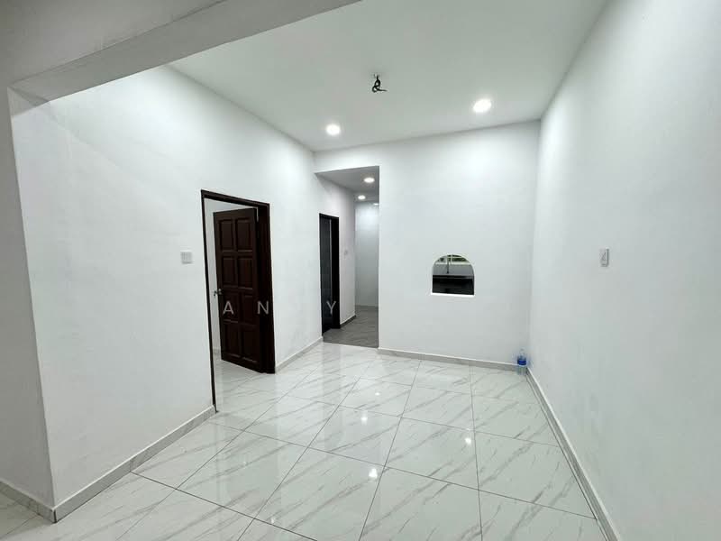 2-storey Terraced House for Sale in Taman Garing Utama (Rawang) - Danny Wong - PropertyGuru.com.my