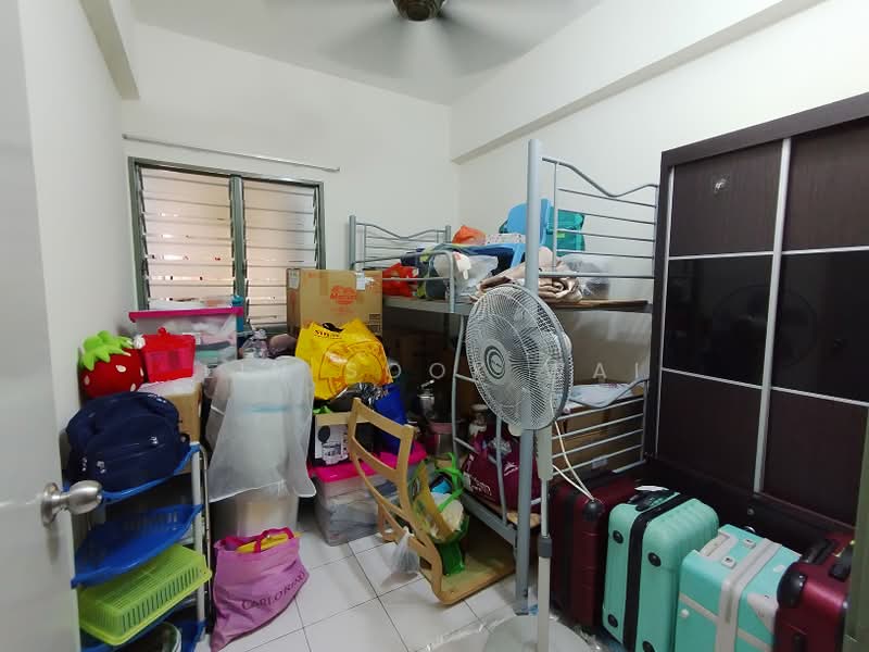Pangsapuri untuk Dijual di Pangsapuri Puteri 1 - Lin Sook Wai - Bedroom - PropertyGuru.com.my