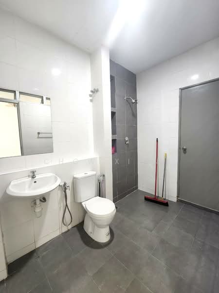 2-storey Terraced House for Rent in Kota Kemuning (Shah Alam) - CHOW XINNI - Bathroom - PropertyGuru.com.my