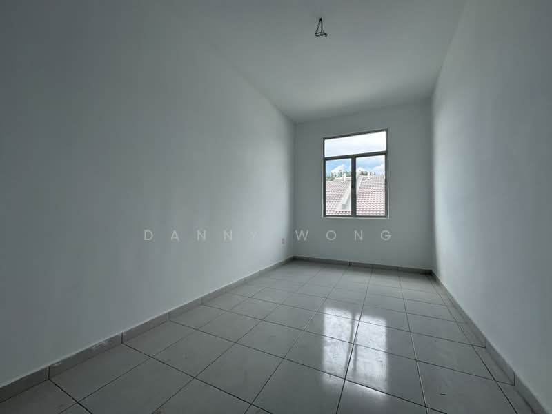 2-storey Terraced House for Sale in Bandar Country Homes (Rawang) - Danny Wong - PropertyGuru.com.my