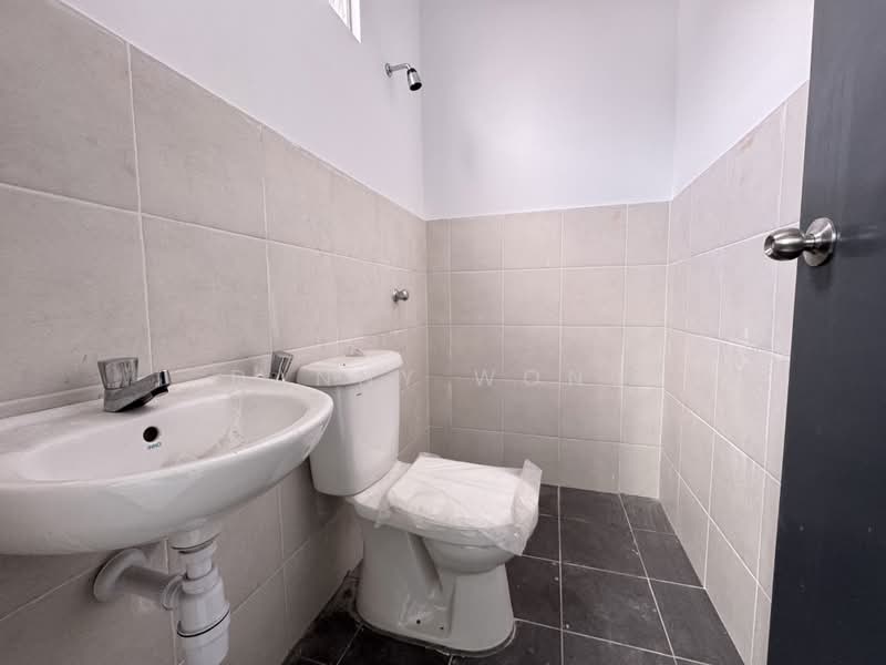 2-storey Terraced House for Sale in Bandar Country Homes (Rawang) - Danny Wong - PropertyGuru.com.my