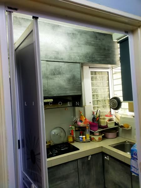 Pangsapuri untuk Dijual di Larai Apartment Presint 6 @ Putrajaya - Lincoln Tan - Kitchen - PropertyGuru.com.my