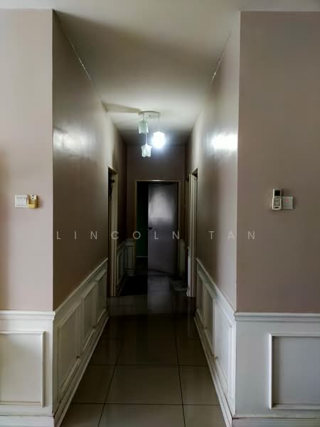 Pangsapuri untuk Dijual di Larai Apartment Presint 6 @ Putrajaya - Lincoln Tan - Corridor - PropertyGuru.com.my