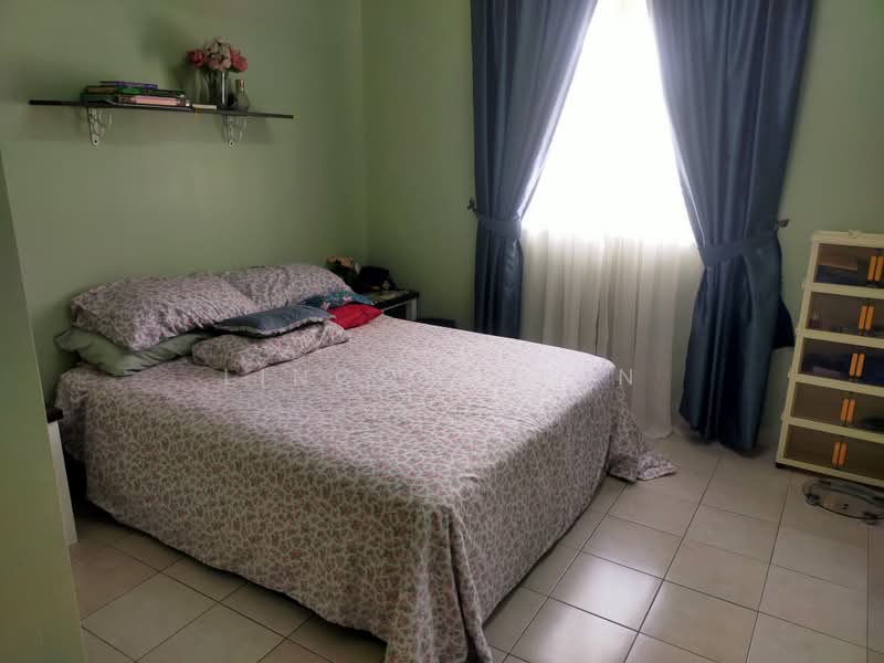 Pangsapuri untuk Dijual di Larai Apartment Presint 6 @ Putrajaya - Lincoln Tan - Bedroom - PropertyGuru.com.my
