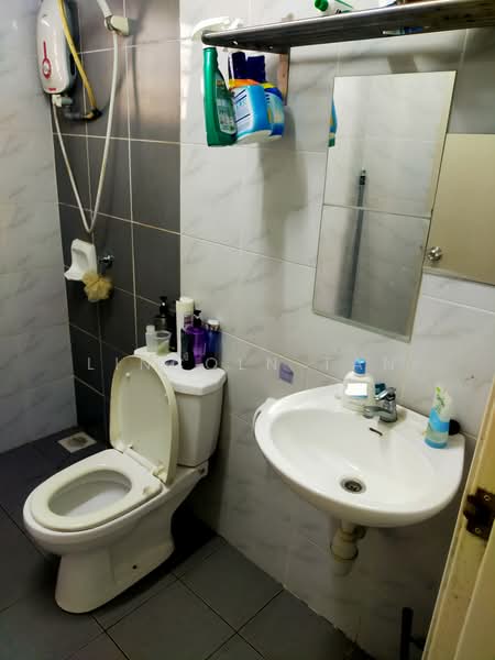 Pangsapuri untuk Dijual di Larai Apartment Presint 6 @ Putrajaya - Lincoln Tan - Bathroom - PropertyGuru.com.my