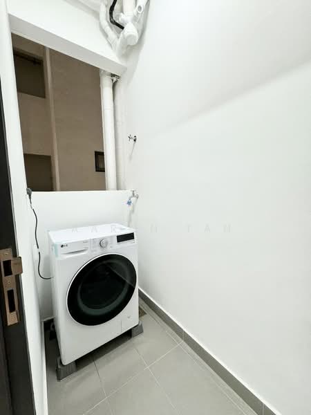 Servis Apartment untuk Dijual di Sunway Velocity TWO - Aaron Tan - PropertyGuru.com.my