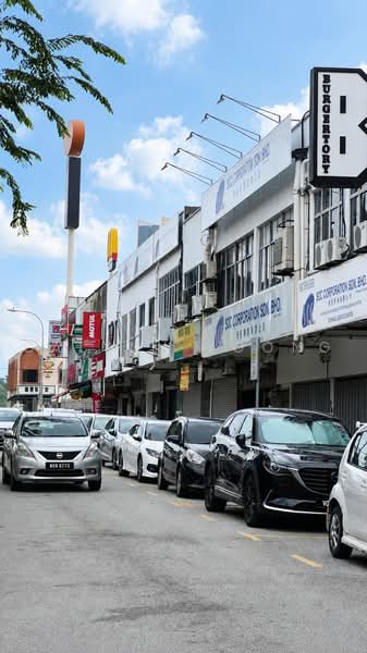 Shop / Office for Sale in Taman Overseas Union (Taman Oug) (Jalan Klang Lama (Old Klang Road)) - Calynn Yoong - Exterior - PropertyGuru.com.my