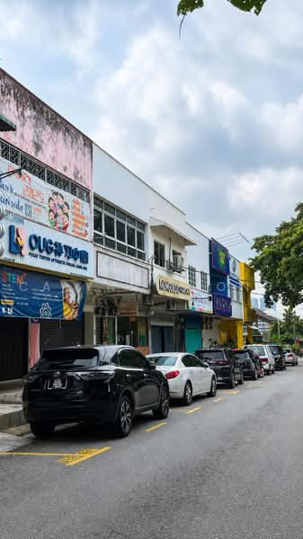 Shop / Office for Sale in Taman Overseas Union (Taman Oug) (Jalan Klang Lama (Old Klang Road)) - Calynn Yoong - Exterior - PropertyGuru.com.my
