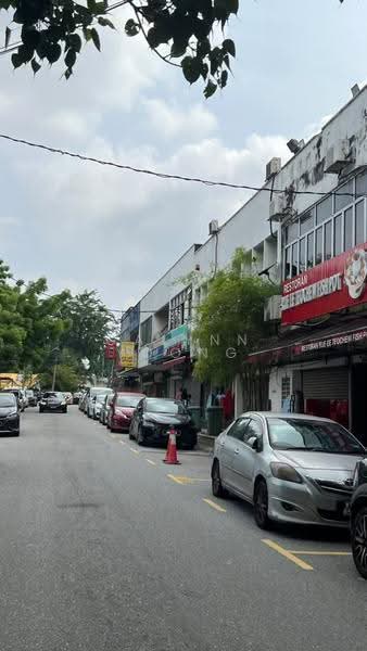 Shop / Office for Sale in Taman Overseas Union (Taman Oug) (Jalan Klang Lama (Old Klang Road)) - Calynn Yoong - Exterior - PropertyGuru.com.my