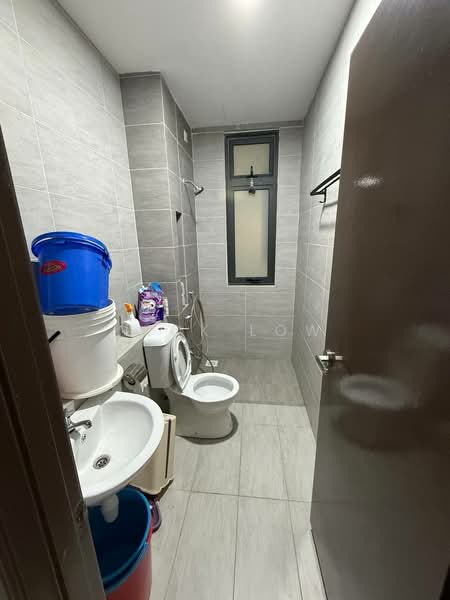 Servis Apartment untuk Disewa di 8Scape Residence @ Sutera - Nick Low - Bathroom - PropertyGuru.com.my