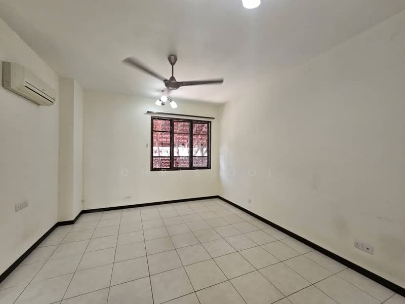 2-storey Terraced House for Rent in Gelugor (Penang) - Chris Ooi - Living Room - PropertyGuru.com.my