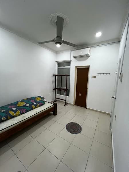 Townhouse for Rent in Balakong (Selangor) - Norlela . - Bedroom - PropertyGuru.com.my