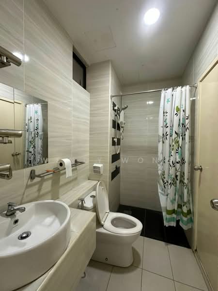 Service Residence for Rent at D'Summit Residences - Wendy Wong - Bathroom - PropertyGuru.com.my