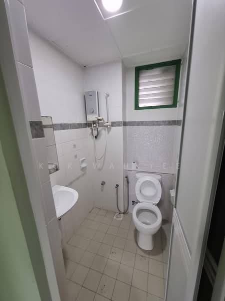 Condominium for Sale at Menara Sri Damansara (SD Tower) - Kok Wah Yee - Bathroom - PropertyGuru.com.my