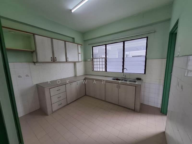 Condominium for Sale at Menara Sri Damansara (SD Tower) - Kok Wah Yee - Kitchen - PropertyGuru.com.my