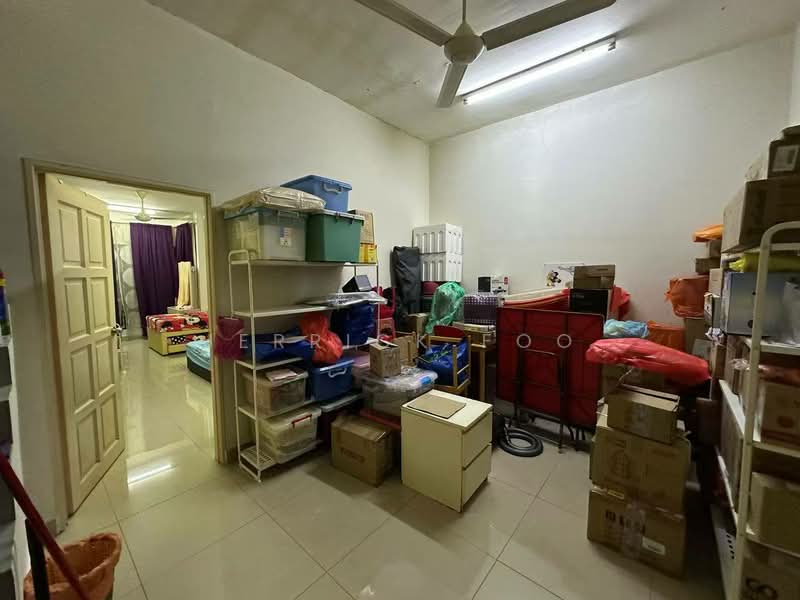 Rumah Teres untuk Dijual di Taman Sutera (Kajang) - Jerrick Foo - Bedroom - PropertyGuru.com.my