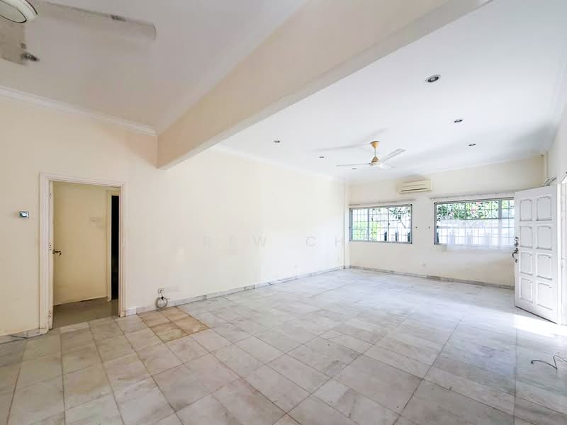 Bungalow for Sale in Pearl Hill (Tanjung Bungah) - Andrew Chong - Living Room - PropertyGuru.com.my