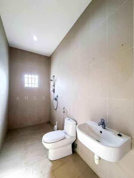 Bungalow for Sale in Pearl Hill (Tanjung Bungah) - Andrew Chong - Bathroom - PropertyGuru.com.my