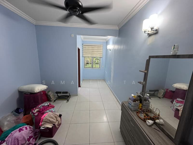 2.5-storey Terraced House for Sale in Taman Seri Orkid (Skudai) - Samantha Tan - Bedroom - PropertyGuru.com.my