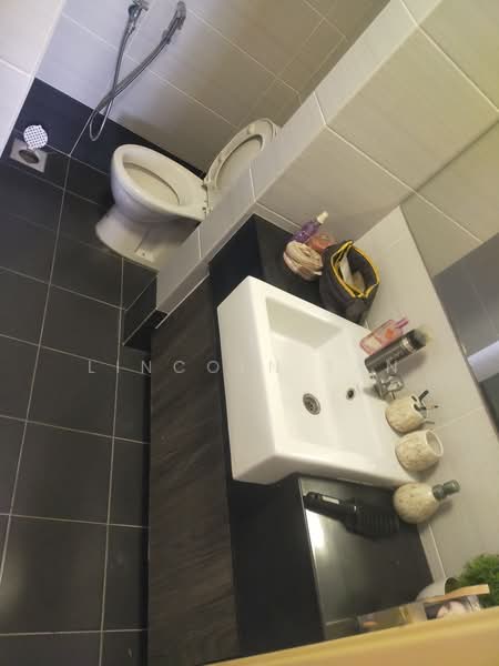 Kondominium untuk Dijual di Green Terrain (Prima Villa) - Lincoln Tan - Bathroom - PropertyGuru.com.my