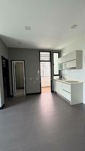 Service Residence for Sale at D'Summit Residences - Yvonne Lim - Kitchen - PropertyGuru.com.my