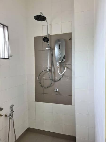Rumah Teres 2 Tingkat untuk Dijual di Taman Puncak Jalil (Seri Kembangan) - Lily Siow - Bathroom - PropertyGuru.com.my