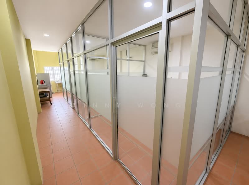 Shop / Office for Rent in George Town (Penang) - Rainny Wong - Corridor - PropertyGuru.com.my