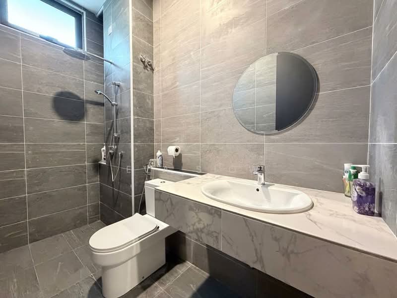 Semi-Detached House for Sale in Nusa Sentral (Iskandar Puteri (Nusajaya)) - Eva Siow - Bathroom - PropertyGuru.com.my