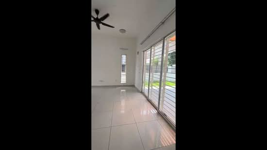 Rumah Berkembar untuk Dijual di Seksyen 13 (Shah Alam) - Stephanie Chong - PropertyGuru.com.my