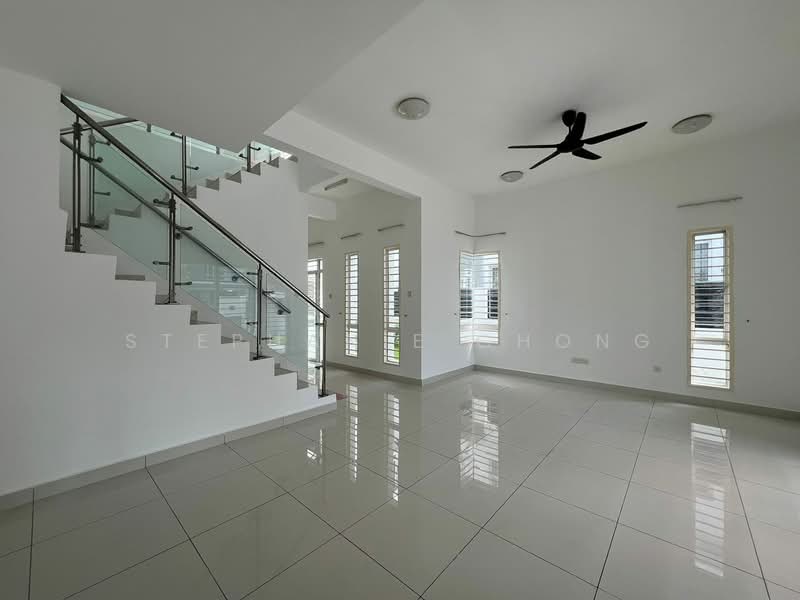 Rumah Berkembar untuk Dijual di Seksyen 13 (Shah Alam) - Stephanie Chong - Living Room - PropertyGuru.com.my