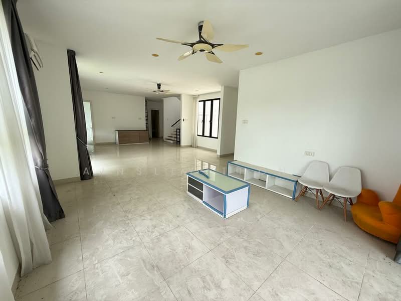 Semi-Detached House for Sale in Ipoh (Perak) - Ainsley Thong - Living Room - PropertyGuru.com.my