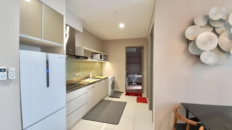Service Residence for Sale at Serviced Residence @ Shaftsbury Putrajaya - Mohd Aizat Saiful Bahri - Kitchen - PropertyGuru.com.my