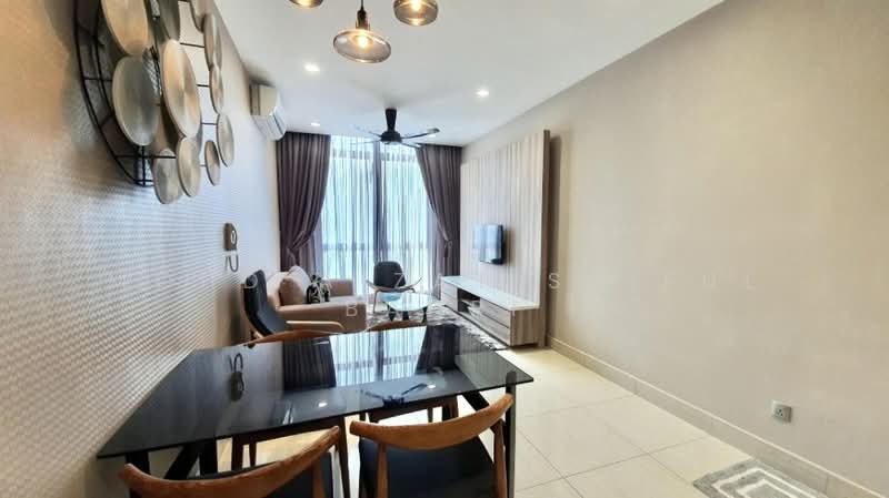 Service Residence for Sale at Serviced Residence @ Shaftsbury Putrajaya - Mohd Aizat Saiful Bahri - Living Room - PropertyGuru.com.my