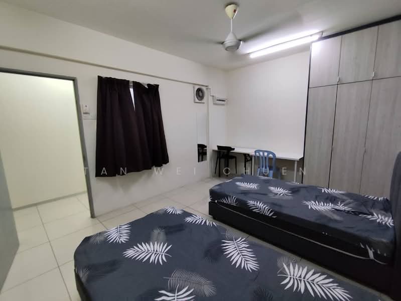 Condominium for Rent at Platinum Lake PV 20 - Tan Wei Chuen - Bedroom - PropertyGuru.com.my