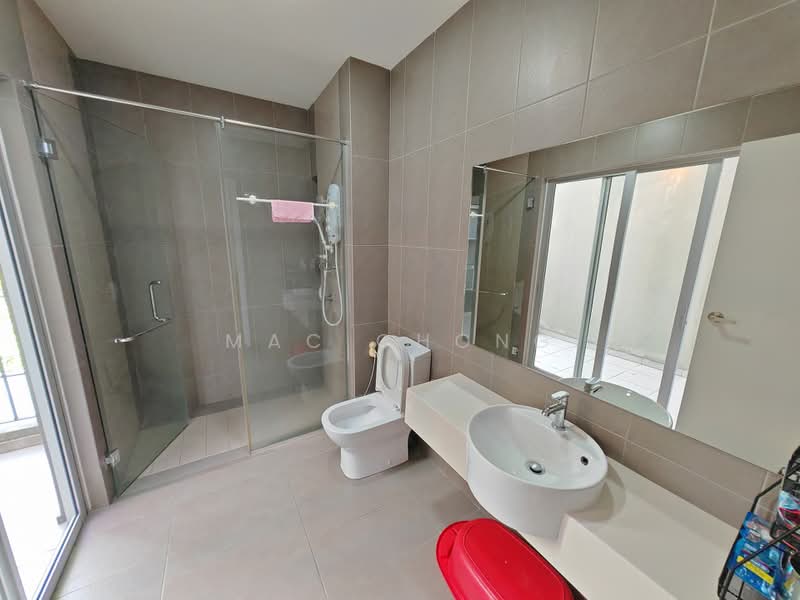 Townhouse for Sale in Kajang (Selangor) - Mac Chong - Bathroom - PropertyGuru.com.my