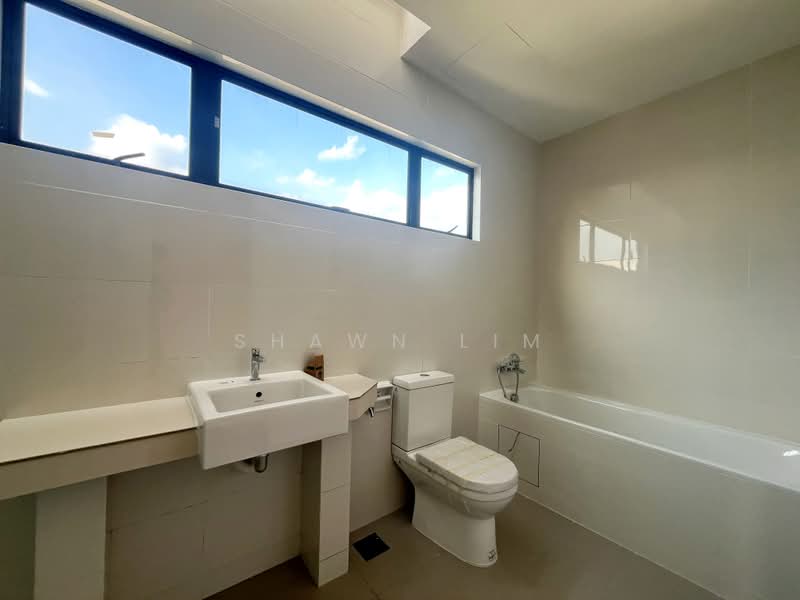 Bungalow for Sale in Taman Bukit Permai (Ampang) - Shawn Lim - Bathroom - PropertyGuru.com.my