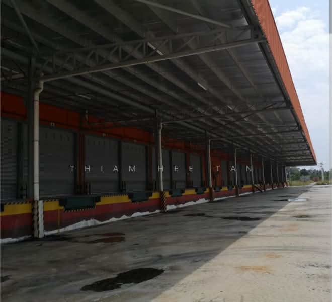 Warehouse for Rent in Pasir Gudang (Johor) - Thiam Hee Tan - Exterior - PropertyGuru.com.my