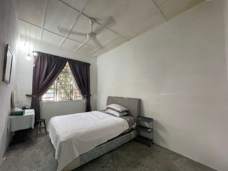 Rumah Teres 1 Tingkat untuk Dijual di Taman Setia Indah (Tebrau) - Patrick Ho - PropertyGuru.com.my