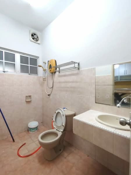 Rumah Teres 2 Tingkat untuk Dijual di Bandar Bukit Puchong 2 (Puchong) - Tan Bee Choo - Bathroom - PropertyGuru.com.my